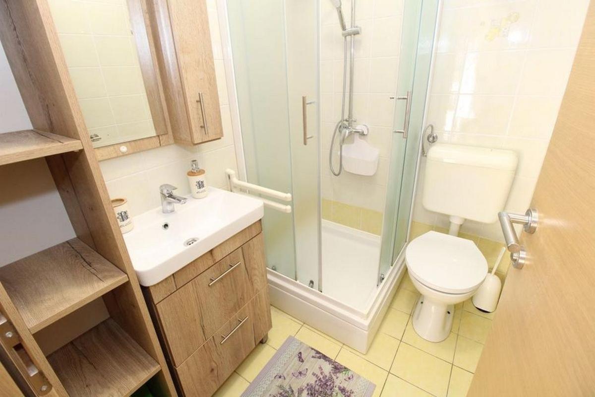 Apartments By The Sea Mandre, Pag - 6284 Kolan Zewnętrze zdjęcie