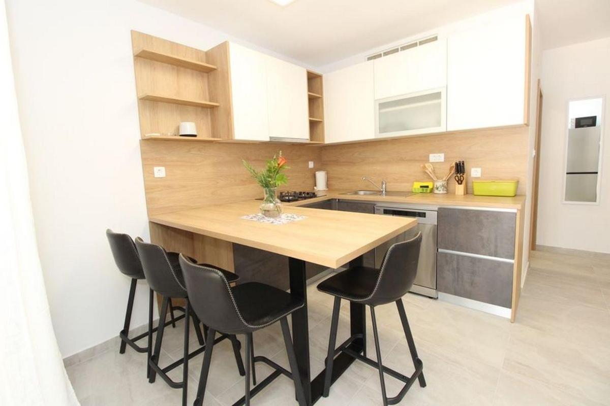 Apartments By The Sea Mandre, Pag - 6284 Kolan Zewnętrze zdjęcie